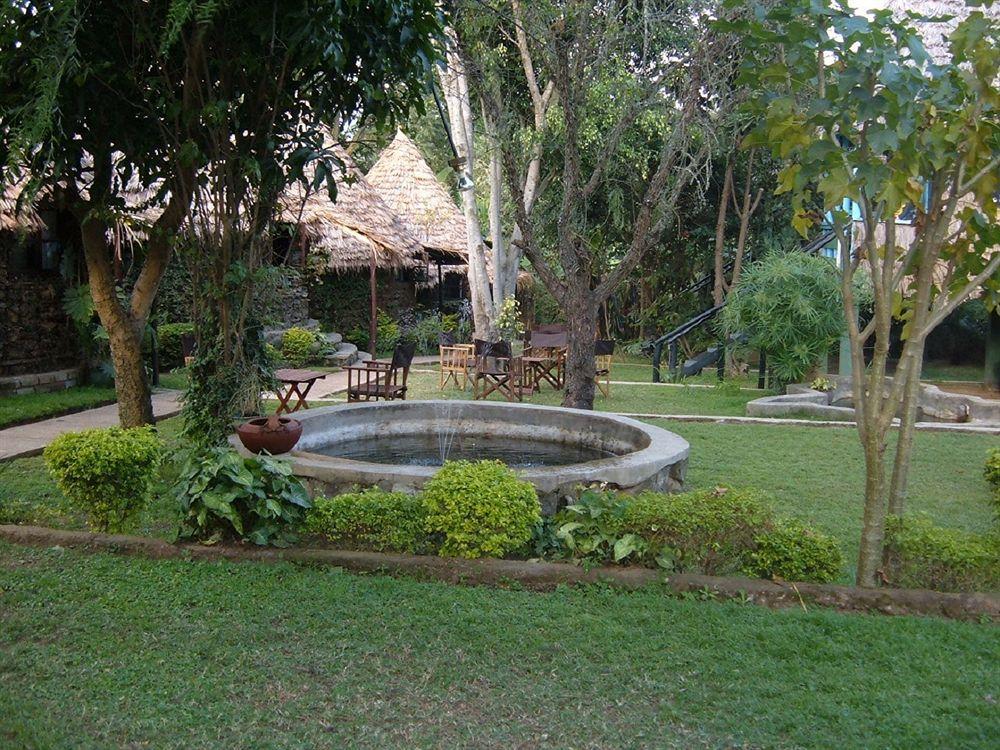L Oasis Lodge And Restaurant Arusha Exterior photo