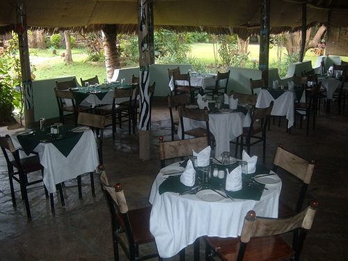 L Oasis Lodge And Restaurant Arusha Exterior photo