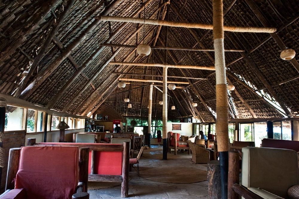 L Oasis Lodge And Restaurant Arusha Exterior photo